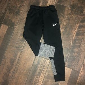 nike joggers